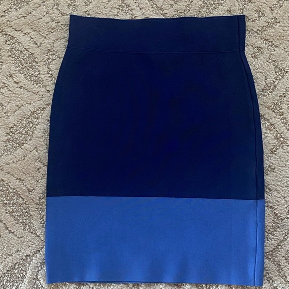 BCBGMAXAZRIA Color block bondage skirt size XS - Picture 5 of 7